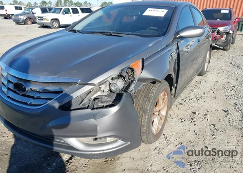 2013 Hyundai Sonata Gls z USA, uszkodzony, nr VIN 5NPEB4AC8DH635525